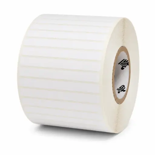 [ZIPZET10045207] ZIPZET10045207 - ZEBRA - Etiqueta 4"x1", T. Térmica. Papel Blanco, Z-Essentials 400T, para Impresora Industrial, 6953/Rollo, con adhesivo Permanente, Perf. entre etiq., 1 al paso. Núcleo 3.". Diámetro 7.9". 4 Rollos/caja. Peso por caja 3.72.